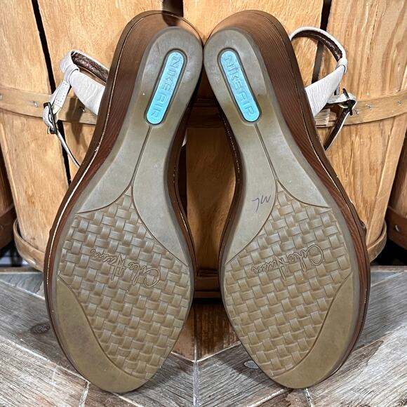 Cole Haan NikeAir Tan Gold Metallic Leather Stacked Wedge Heel Sandal Women 8.5 - Picture 10 of 11